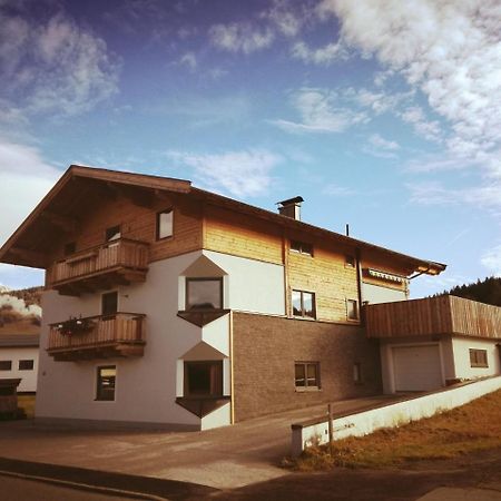 Haus Hubertus Apartment Hochfilzen Exterior foto